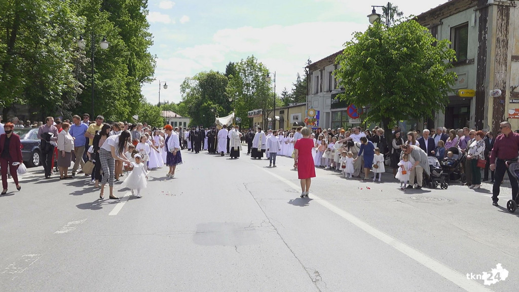 Boże Ciało 2021 w Końskich [wideo, zdjęcia]