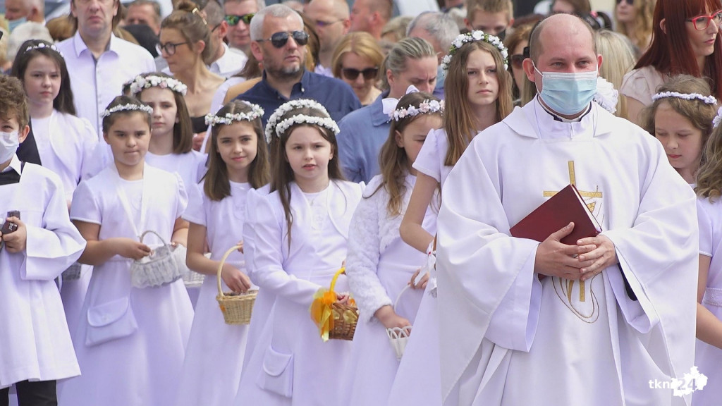 Boże Ciało 2021 w Końskich [wideo, zdjęcia]