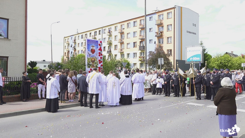 Boże Ciało 2021 w Końskich [wideo, zdjęcia]