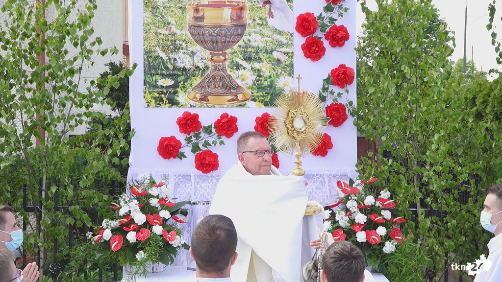 Boże Ciało 2021 w Końskich [wideo, zdjęcia]