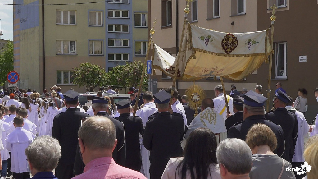 Boże Ciało 2021 w Końskich [wideo, zdjęcia]