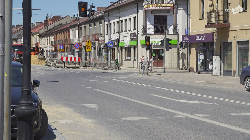 Dzieje się w centrum Końskich. Ruszają kolejne prace [wideo, zdjęcia]
