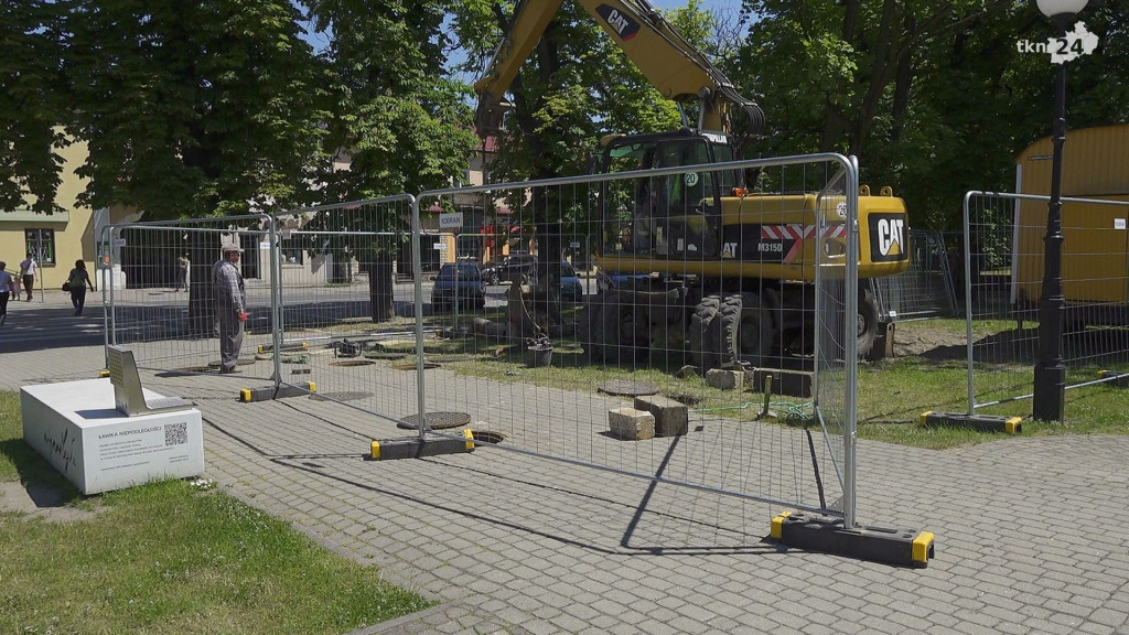 Dzieje się w centrum Końskich. Ruszają kolejne prace [wideo, zdjęcia]