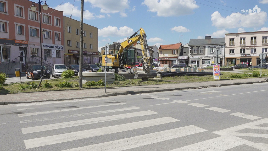 Dzieje się w centrum Końskich. Ruszają kolejne prace [wideo, zdjęcia]