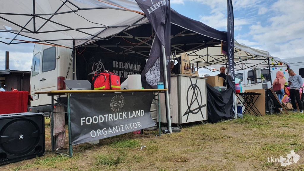 WIDEO: Foodtrucki nad zalewem `Antoniów`