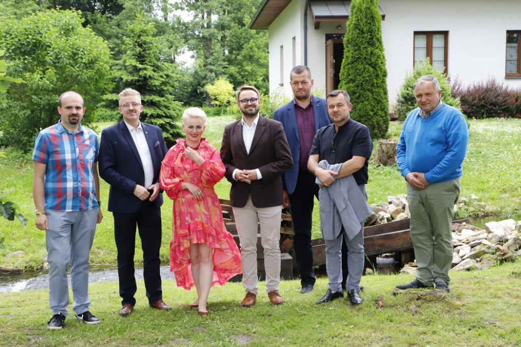 Warsztaty kulinarne w Maleńcu z kieleckimi kucharzami [zdjęcia]