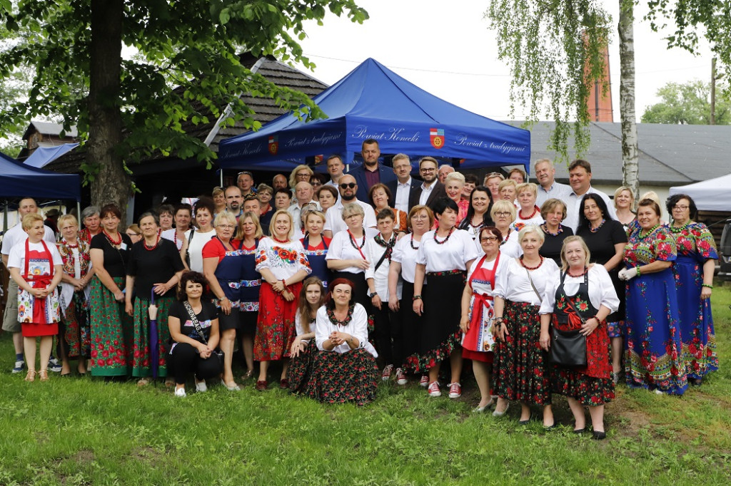 Warsztaty kulinarne w Maleńcu z kieleckimi kucharzami [zdjęcia]
