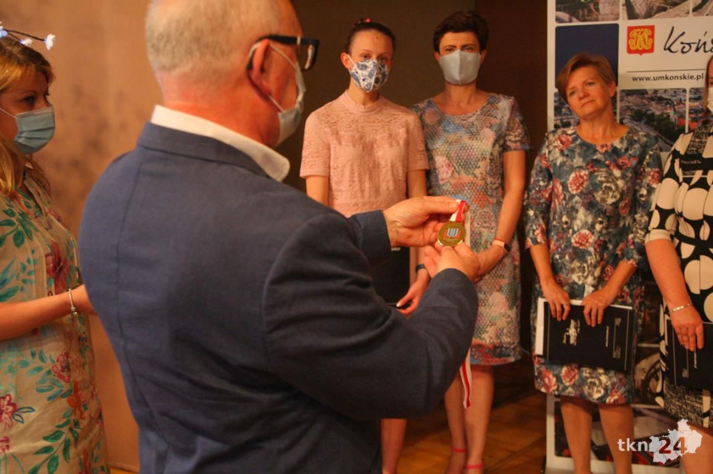 Końskie: Laureaci i finaliści konkursów nagrodzeni [wideo, zdjęcia]