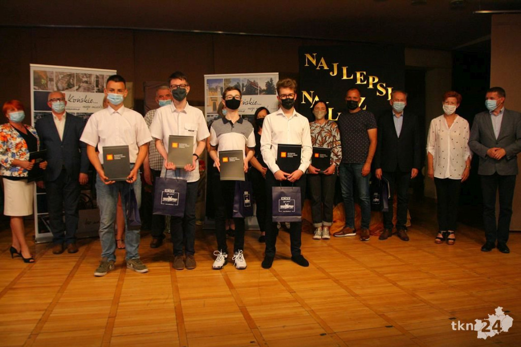 Końskie: Laureaci i finaliści konkursów nagrodzeni [wideo, zdjęcia]