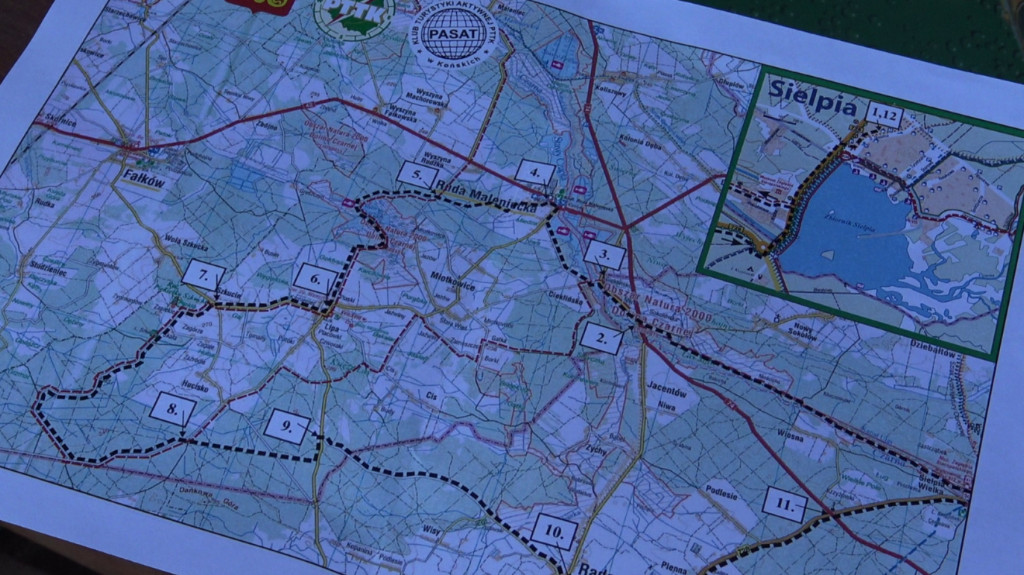 Najwytrwalsi piechurzy wyruszyli na trasę maratonu z Sielpi [wideo, zdjęcia]