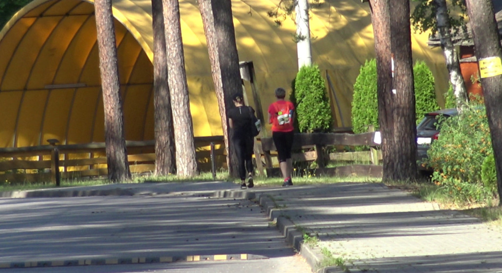Najwytrwalsi piechurzy wyruszyli na trasę maratonu z Sielpi [wideo, zdjęcia]