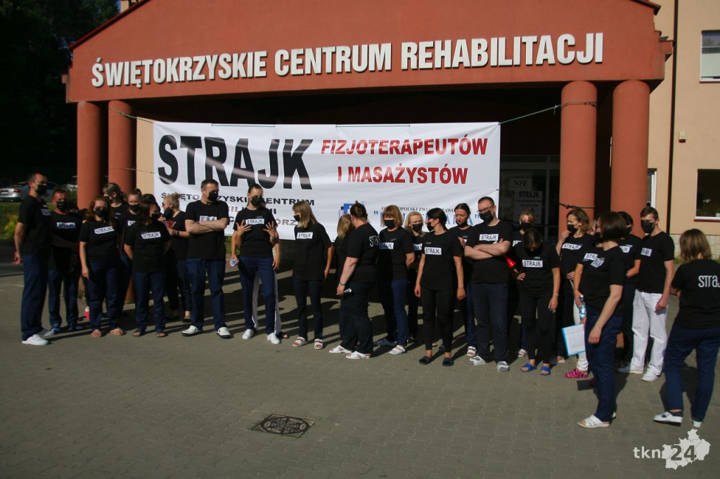 Strajk fizjoterapeutów w Czarnieckiej Górze AKTUALIZACJA [wideo, zdjęcia]
