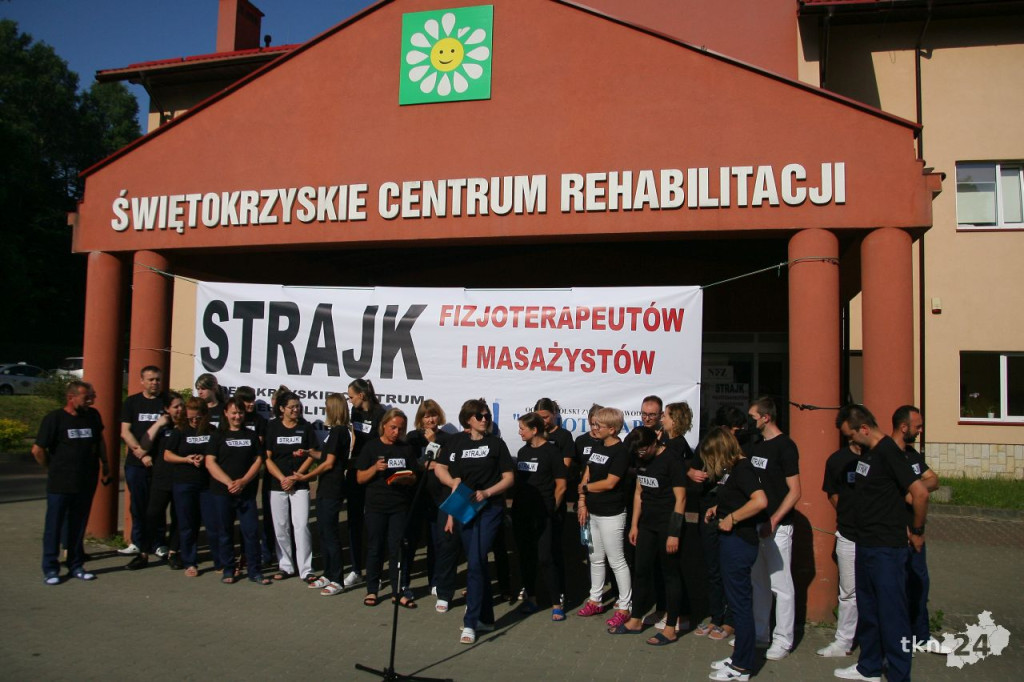 Strajk fizjoterapeutów w Czarnieckiej Górze AKTUALIZACJA [wideo, zdjęcia]