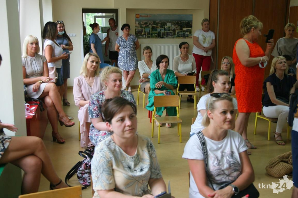 Pożegnanie przedszkolaków i pani dyrektor [wideo, zdjęcia]