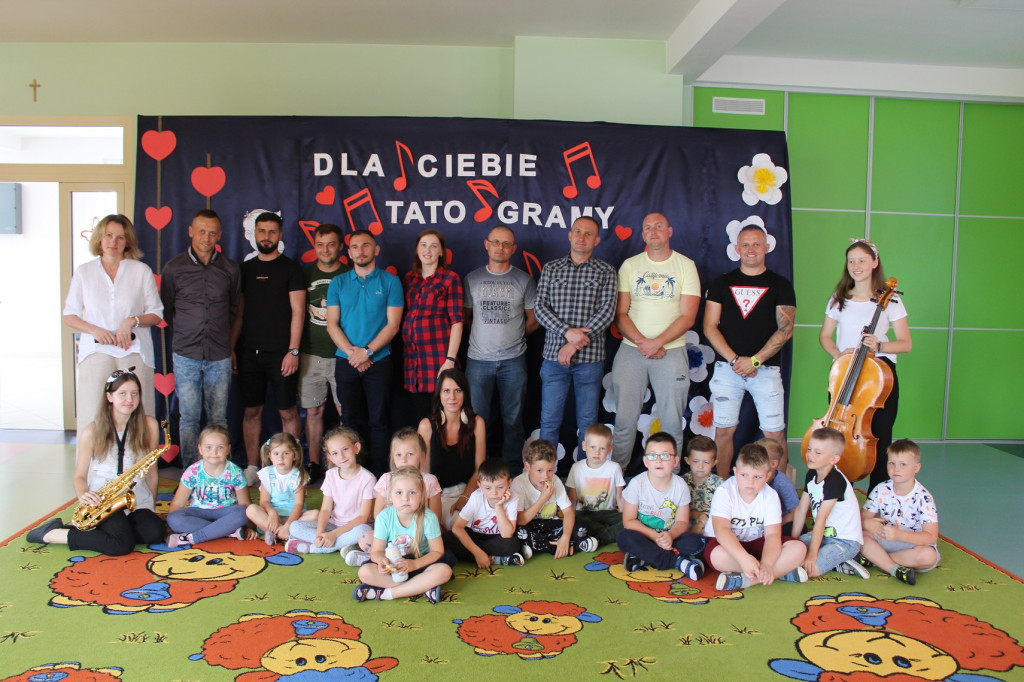 Dzień taty w Przedszkolu w Smykowie [zdjęcia]