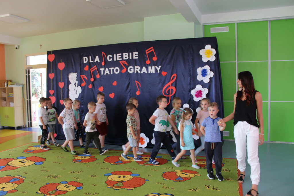 Dzień taty w Przedszkolu w Smykowie [zdjęcia]