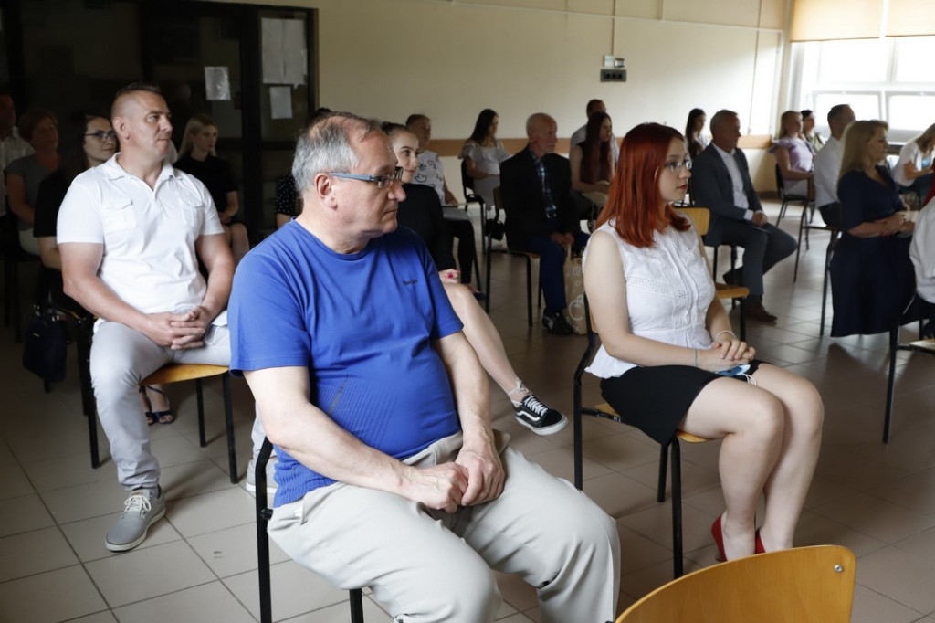 Najlepsi uczniowie szkół średnich zostali wyróżnieni [zdjęcia]