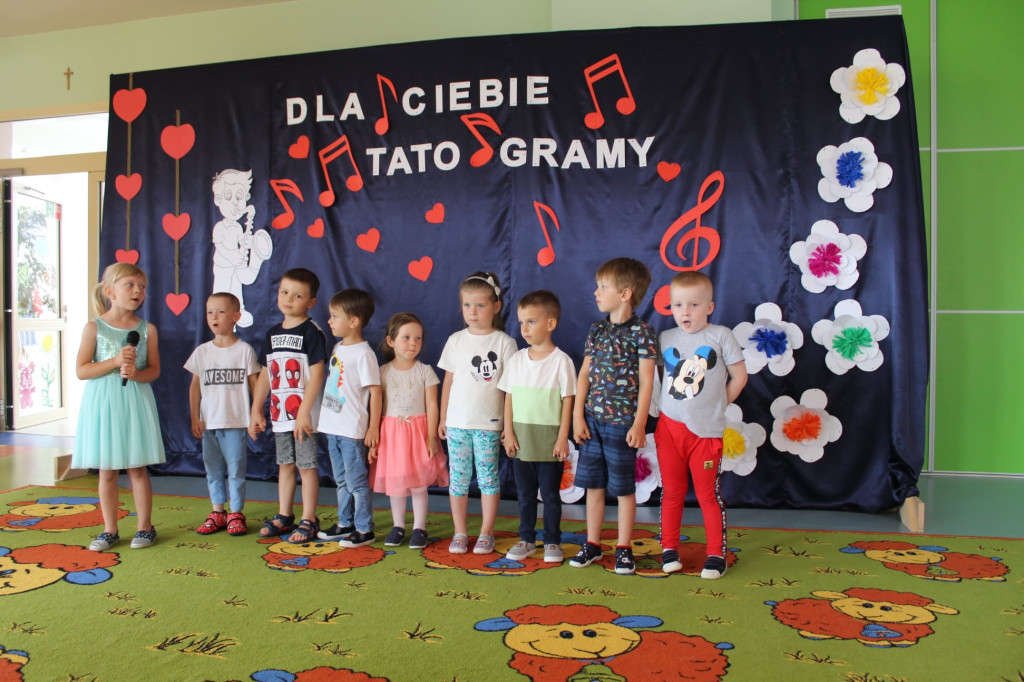 Dzień taty w Przedszkolu w Smykowie [zdjęcia]