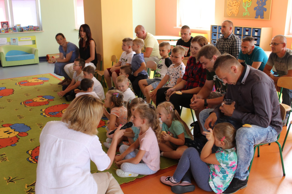 Dzień taty w Przedszkolu w Smykowie [zdjęcia]