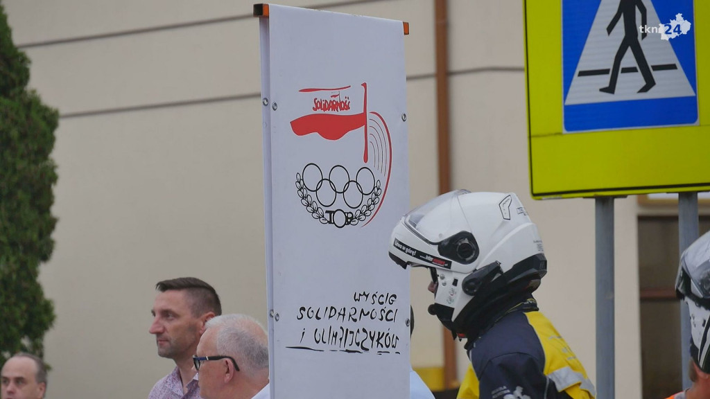 Kolarski Wyścig Solidarności przemknął przez powiat konecki [wideo, zdjęcia]