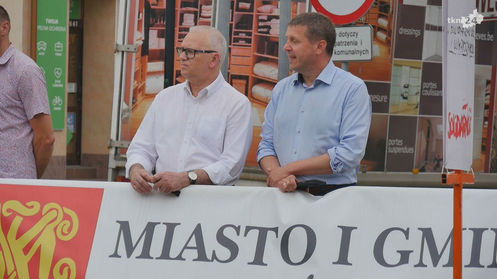 Kolarski Wyścig Solidarności przemknął przez powiat konecki [wideo, zdjęcia]