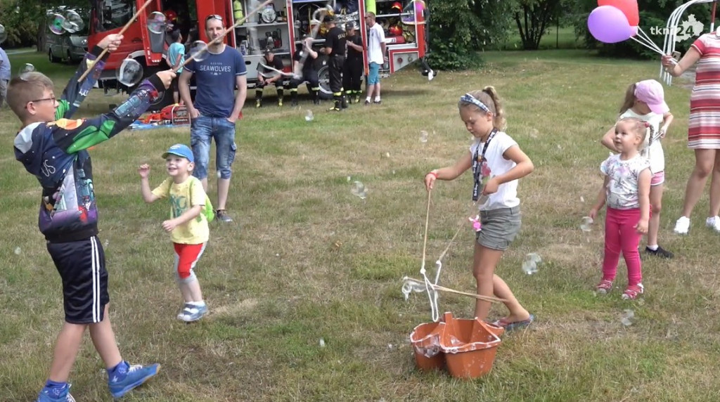 Piknik dla rodzin w Baryczy. Tematem bezpieczeństwo [wideo, zdjęcia]