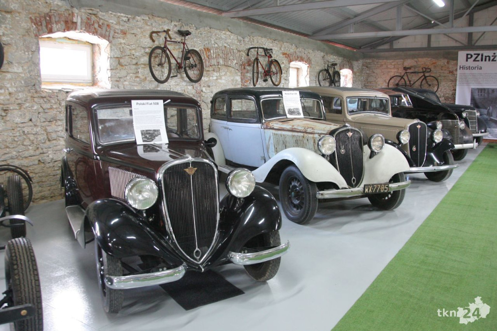 W Modliszewicach otwarto muzeum motoryzacji [wideo, zdjęcia]