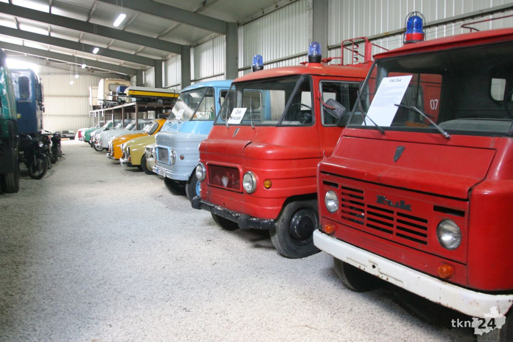 W Modliszewicach otwarto muzeum motoryzacji [wideo, zdjęcia]