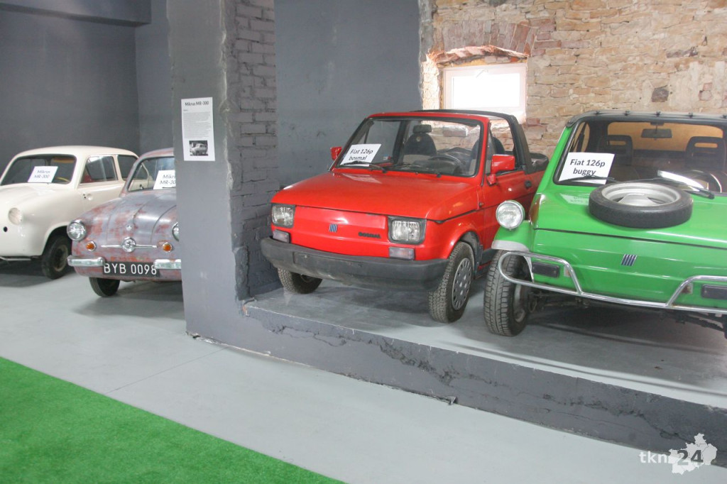 W Modliszewicach otwarto muzeum motoryzacji [wideo, zdjęcia]
