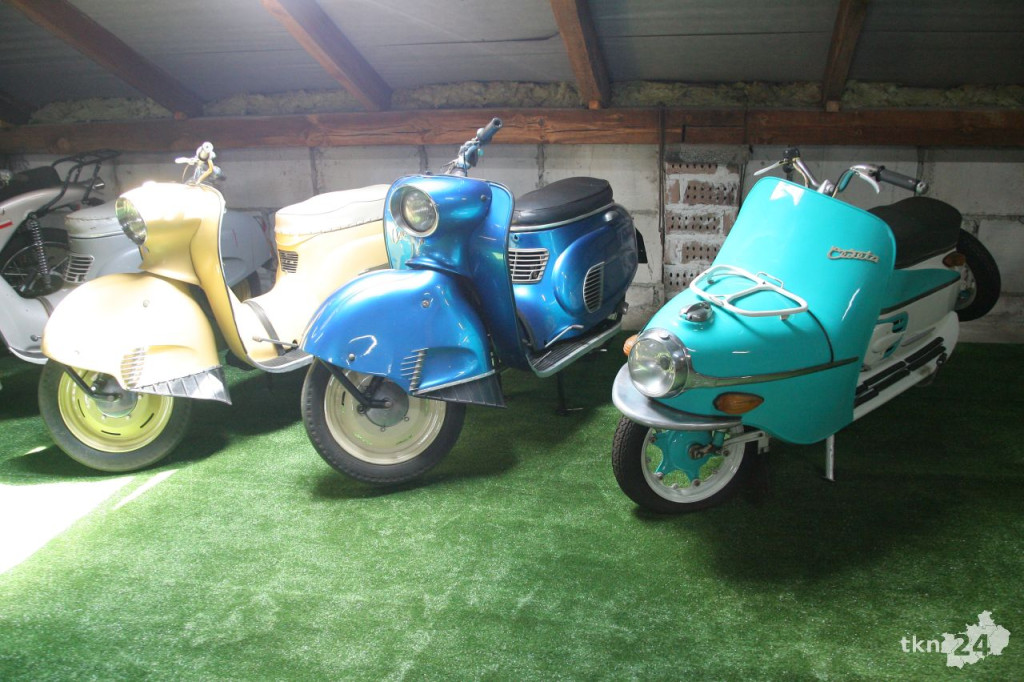 W Modliszewicach otwarto muzeum motoryzacji [wideo, zdjęcia]