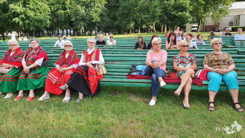 Ziołowa `Uczta z folklorem` pozytywnie odebrana przez konecczan [wideo, zdjęcia]