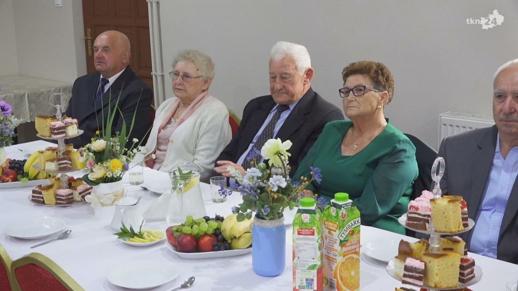 16 par z gminy Gowarczów obchodziło Złote Gody! [wideo, zdjęcia]