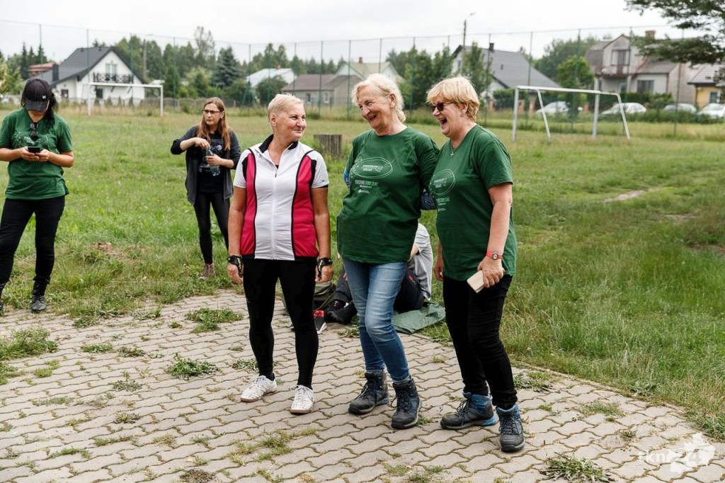 Wspólnie wyruszyli na Piekielny Szlak, by zobaczyć ślady dinozaurów [fotorelacja]