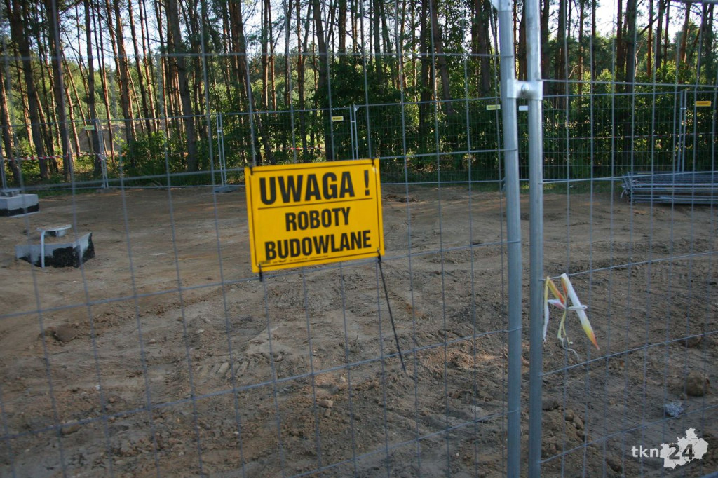Mieszkańcy przeciw masztowi telefonii. Trwają protesty [aktualizacja, wideo, zdjęcia]