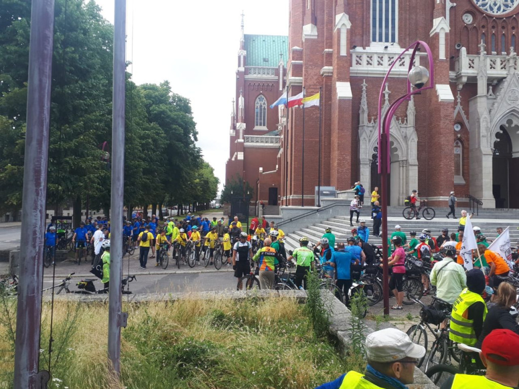 Po raz czwarty pojechali rowerami na Jasną Górę z Modliszewic [zdjęcia]