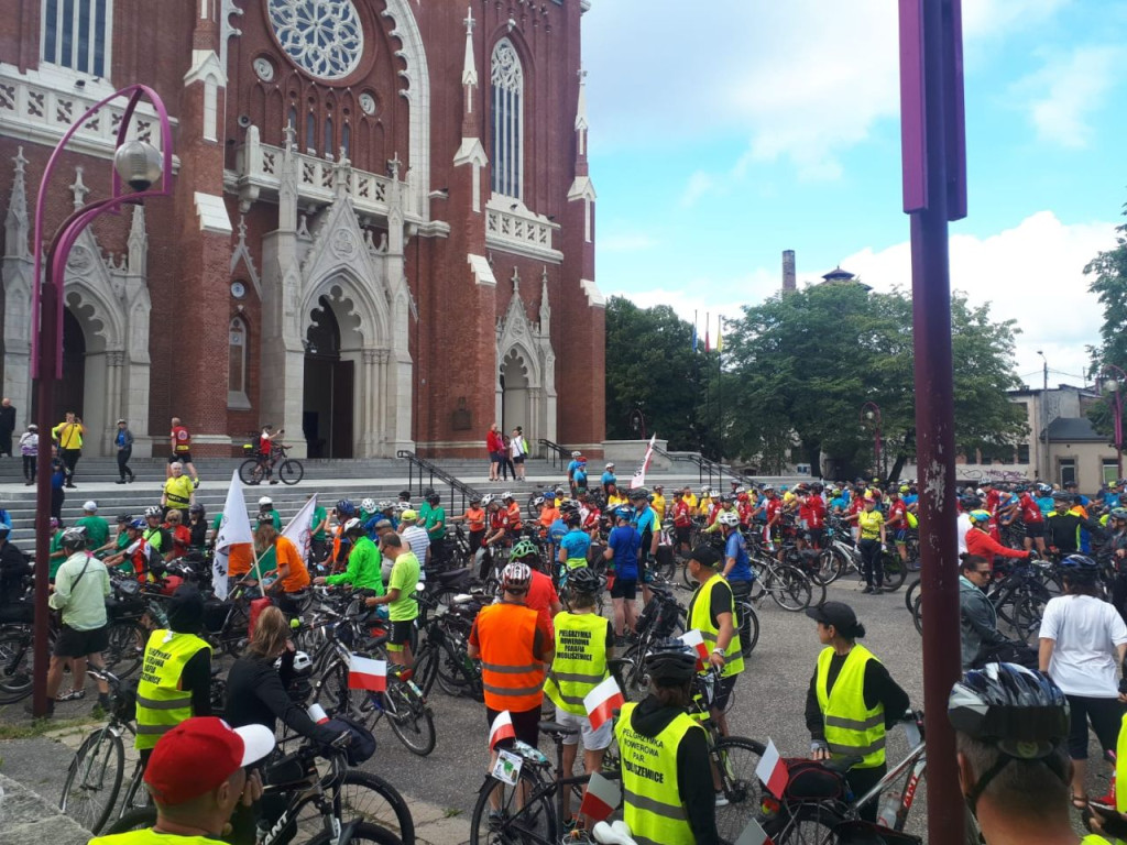 Po raz czwarty pojechali rowerami na Jasną Górę z Modliszewic [zdjęcia]
