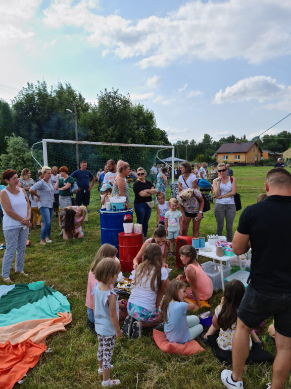 Festyn na powitanie lata w Giełzowie [zdjęcia]