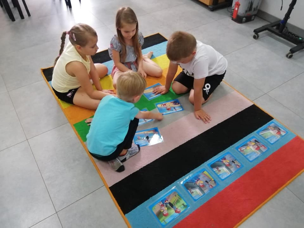 Szkoła Językowa Smart z kursami w sierpniu
