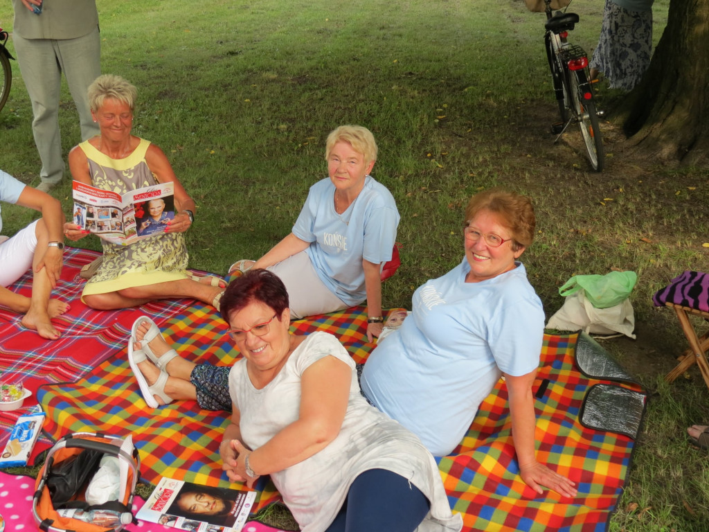 Seniorzy chcą być aktywni. Zapraszają na pikniki w Parku [zdjęcia]