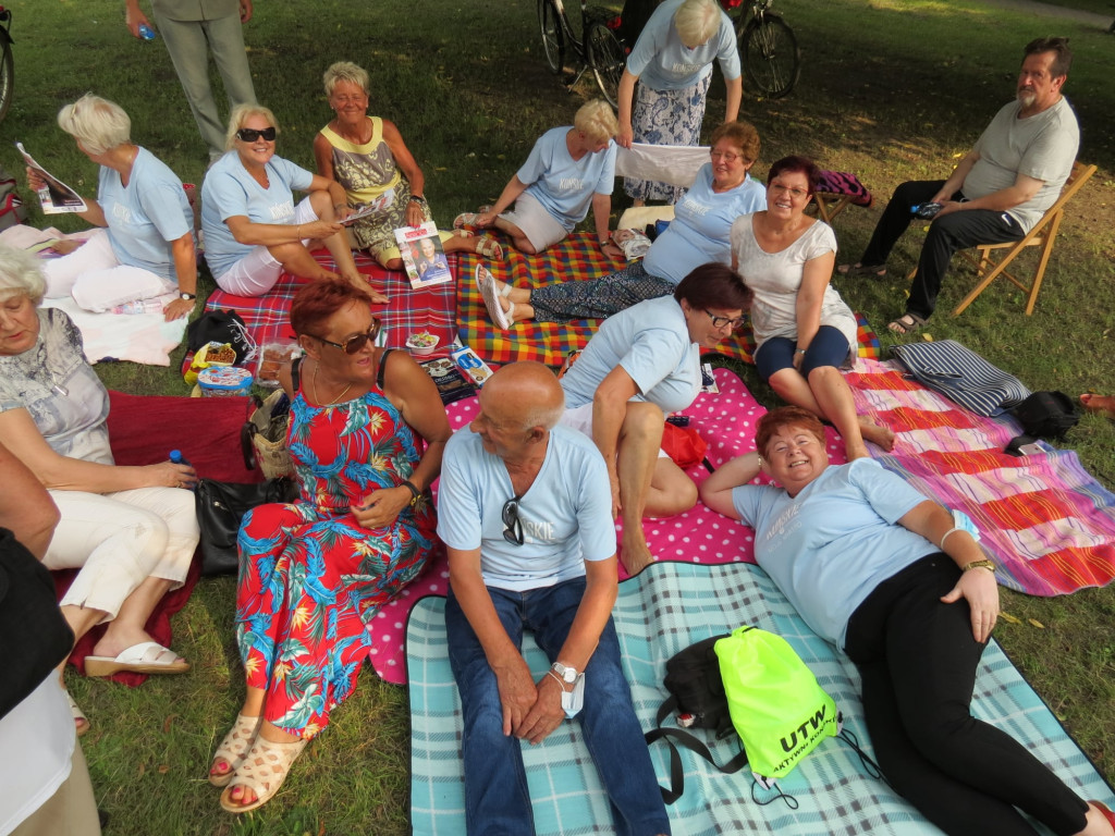 Seniorzy chcą być aktywni. Zapraszają na pikniki w Parku [zdjęcia]