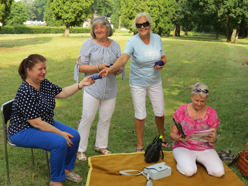 Seniorzy chcą być aktywni. Zapraszają na pikniki w Parku [zdjęcia]