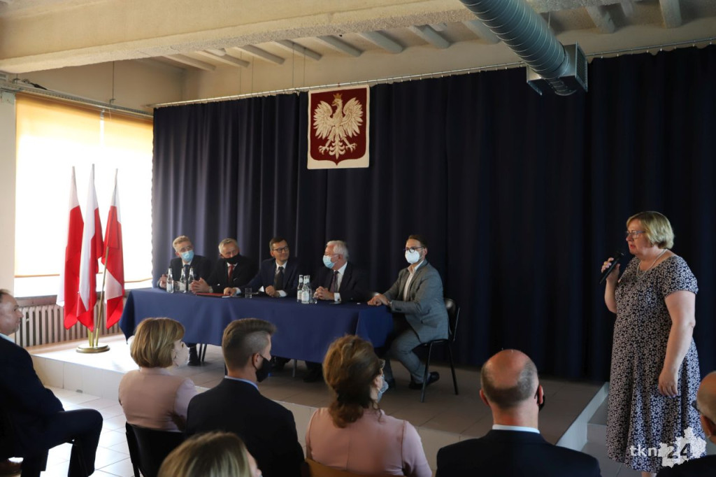 Premier Morawiecki w Końskich na zamkniętych spotkaniach [wideo, zdjęcia]