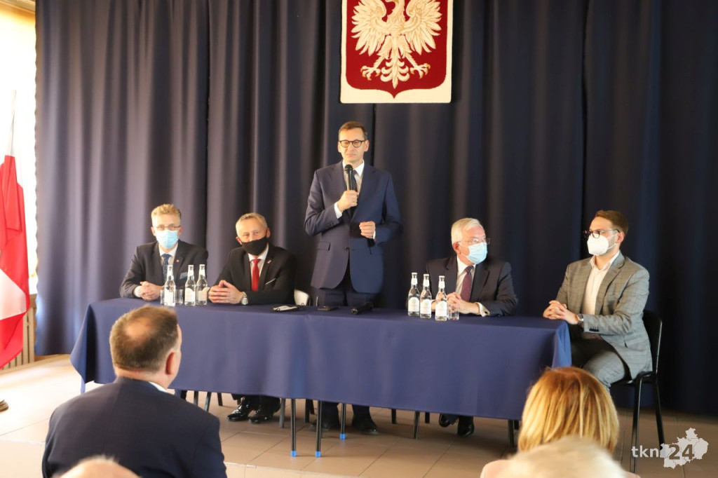 Premier Morawiecki w Końskich na zamkniętych spotkaniach [wideo, zdjęcia]
