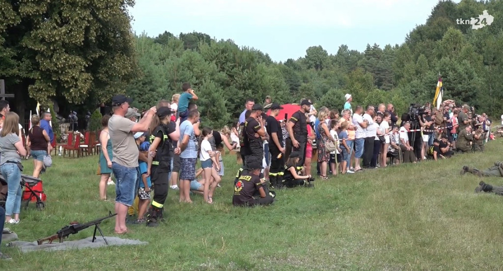 Rekonstrukcje i ułańskie święto w Białym Ługu [wideo, zdjęcia]