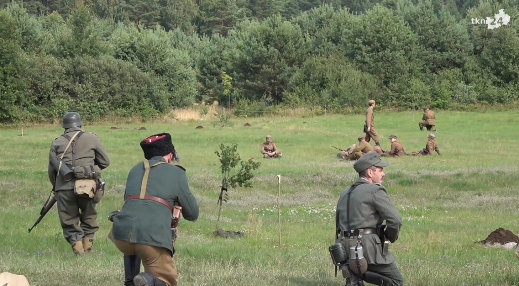 Rekonstrukcje i ułańskie święto w Białym Ługu [wideo, zdjęcia]