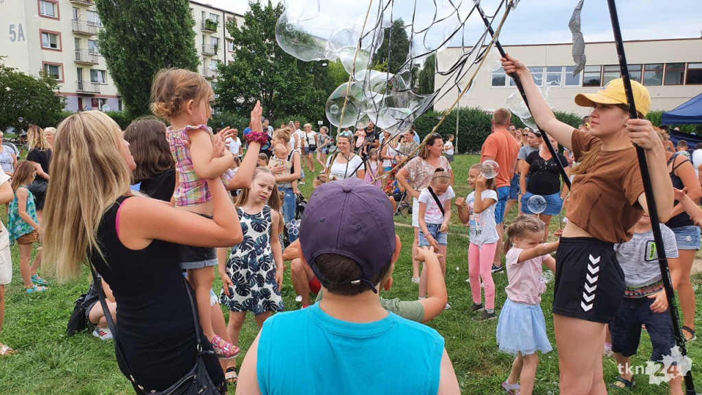 Kolorowo w Końskich! Świetna zabawa podczas festiwali baniek i kolorów [wideo, zdjęcia]