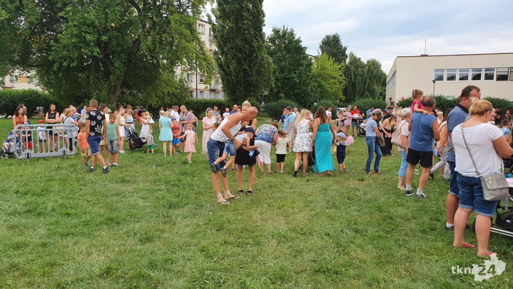 Kolorowo w Końskich! Świetna zabawa podczas festiwali baniek i kolorów [wideo, zdjęcia]