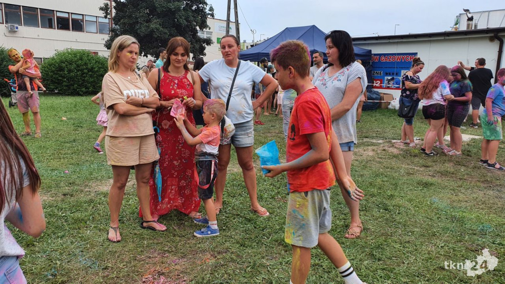 Kolorowo w Końskich! Świetna zabawa podczas festiwali baniek i kolorów [wideo, zdjęcia]
