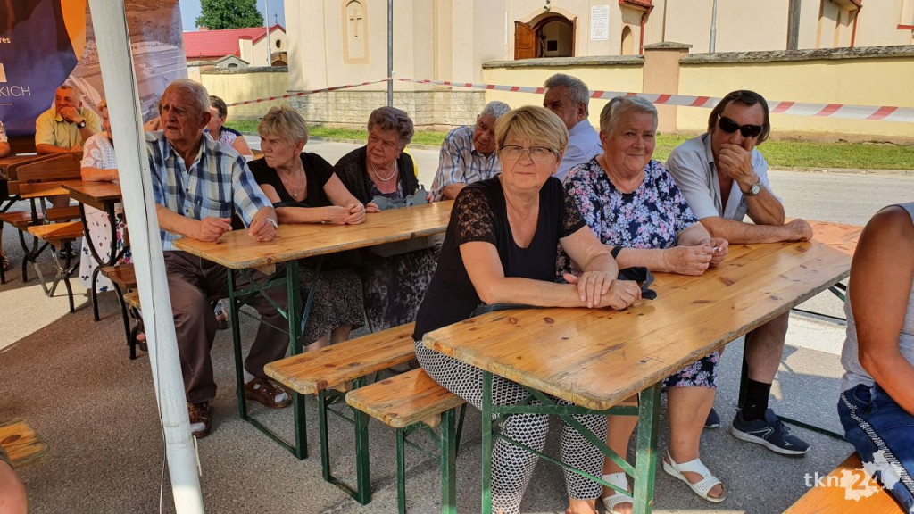 Wiele atrakcji dla osób w każdym wieku podczas festynu w Bedlnie [wideo, zdjęcia]