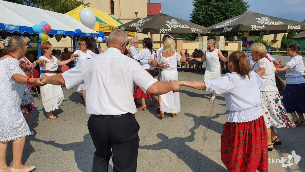 Wiele atrakcji dla osób w każdym wieku podczas festynu w Bedlnie [wideo, zdjęcia]
